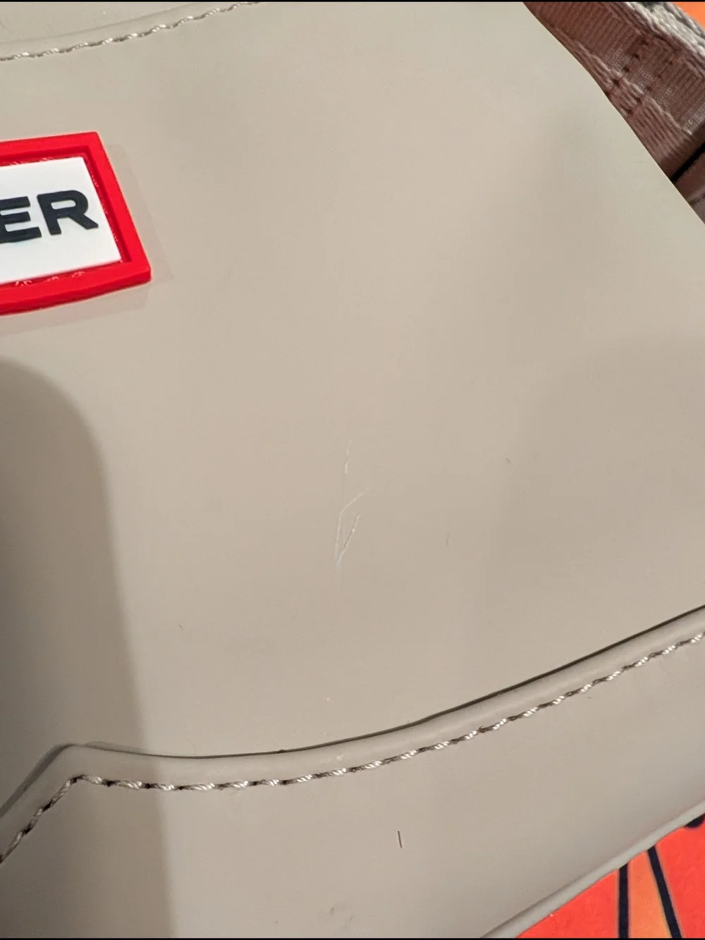 HUNTER Beige Crossbody Bag - Sleek Everyday Shoulder Bag